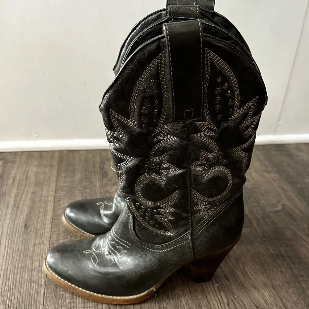 Very Volatile Denver Fashion Boot Charcoal gray Sz 7 - Picture 4 of 12